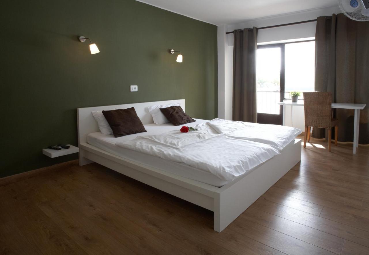 Seven Hostal Cala Millor  Bilik gambar