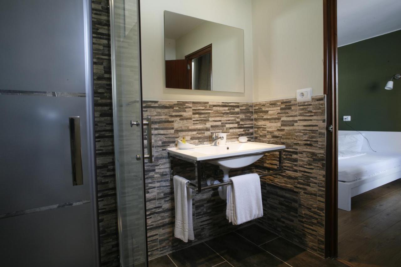 Seven Hostal Cala Millor  Bilik gambar