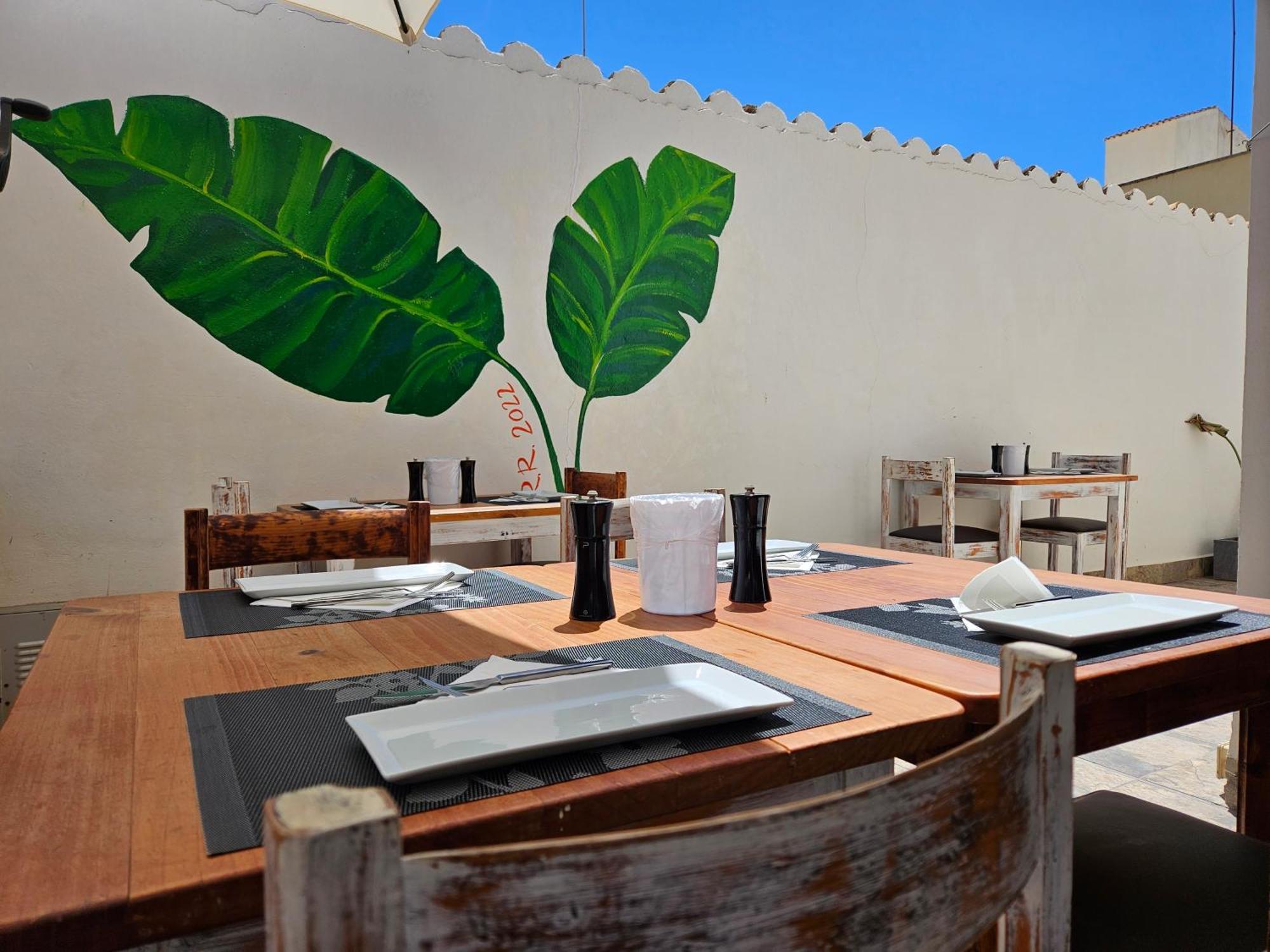Seven Hostal Cala Millor  Luaran gambar