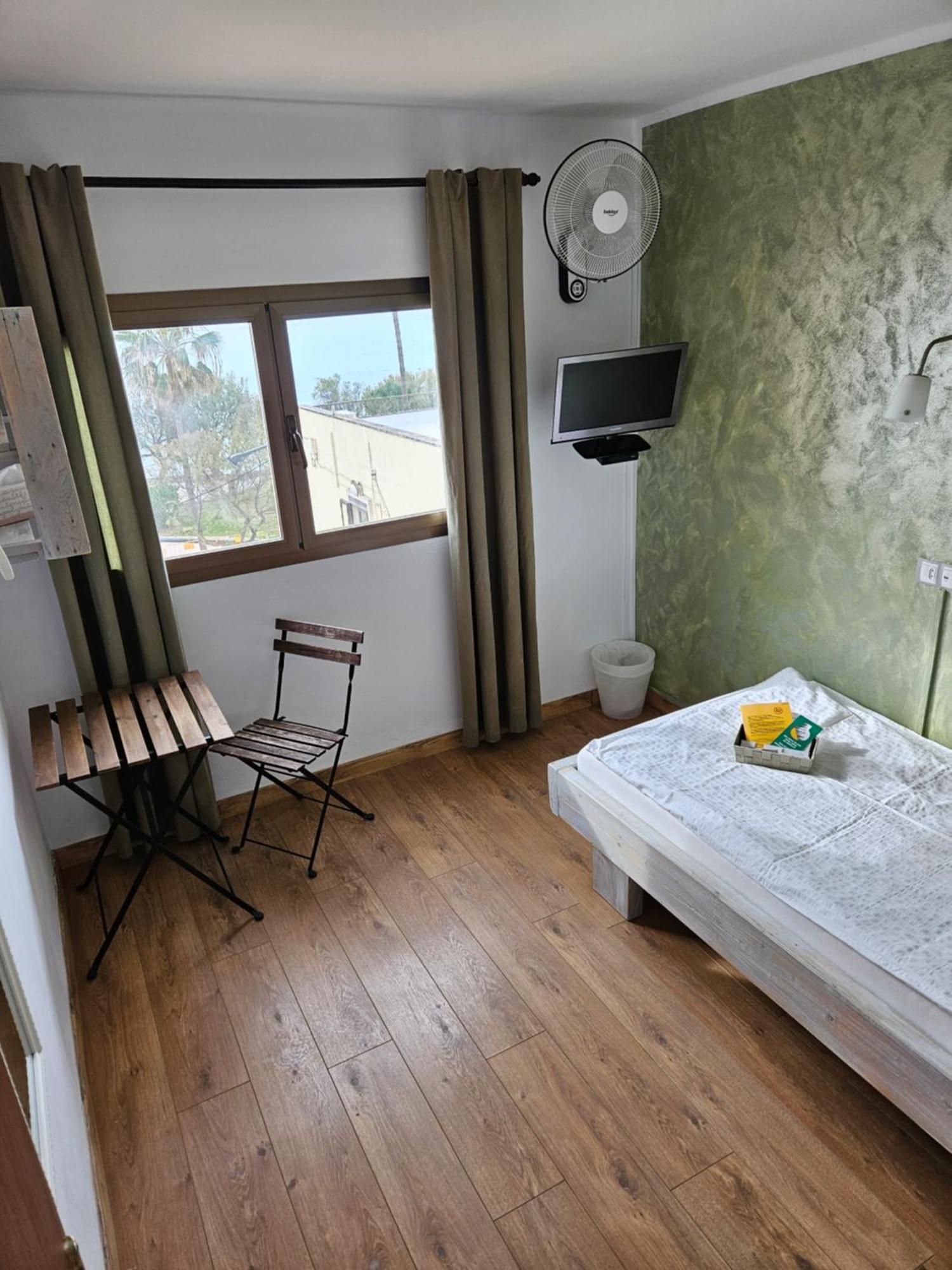 Seven Hostal Cala Millor  Luaran gambar