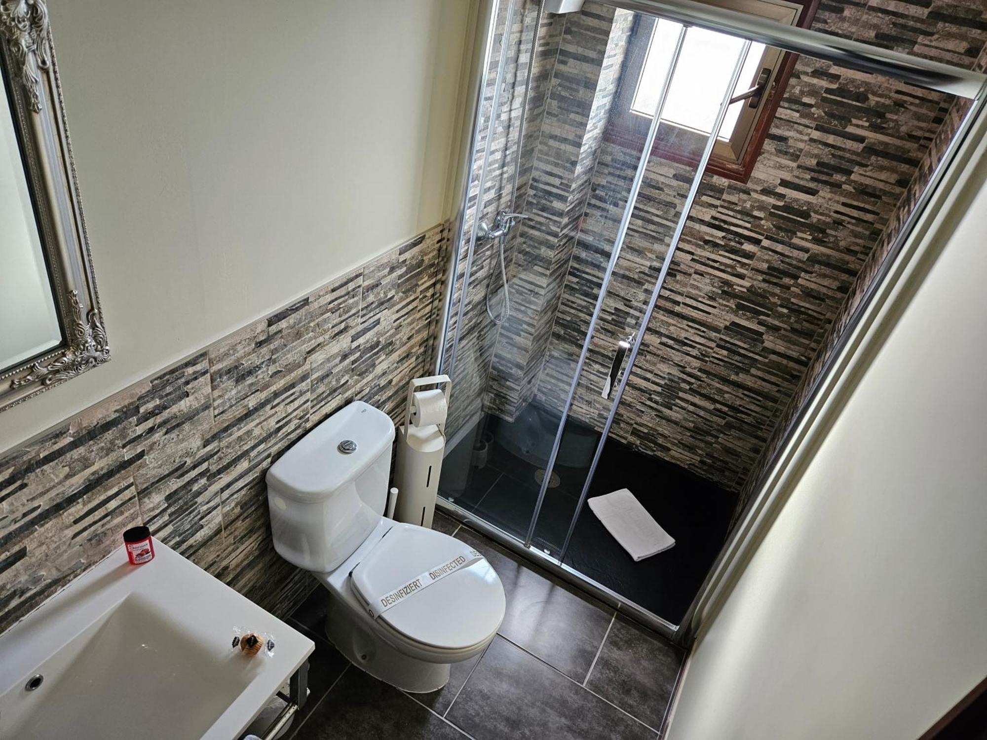 Seven Hostal Cala Millor  Luaran gambar
