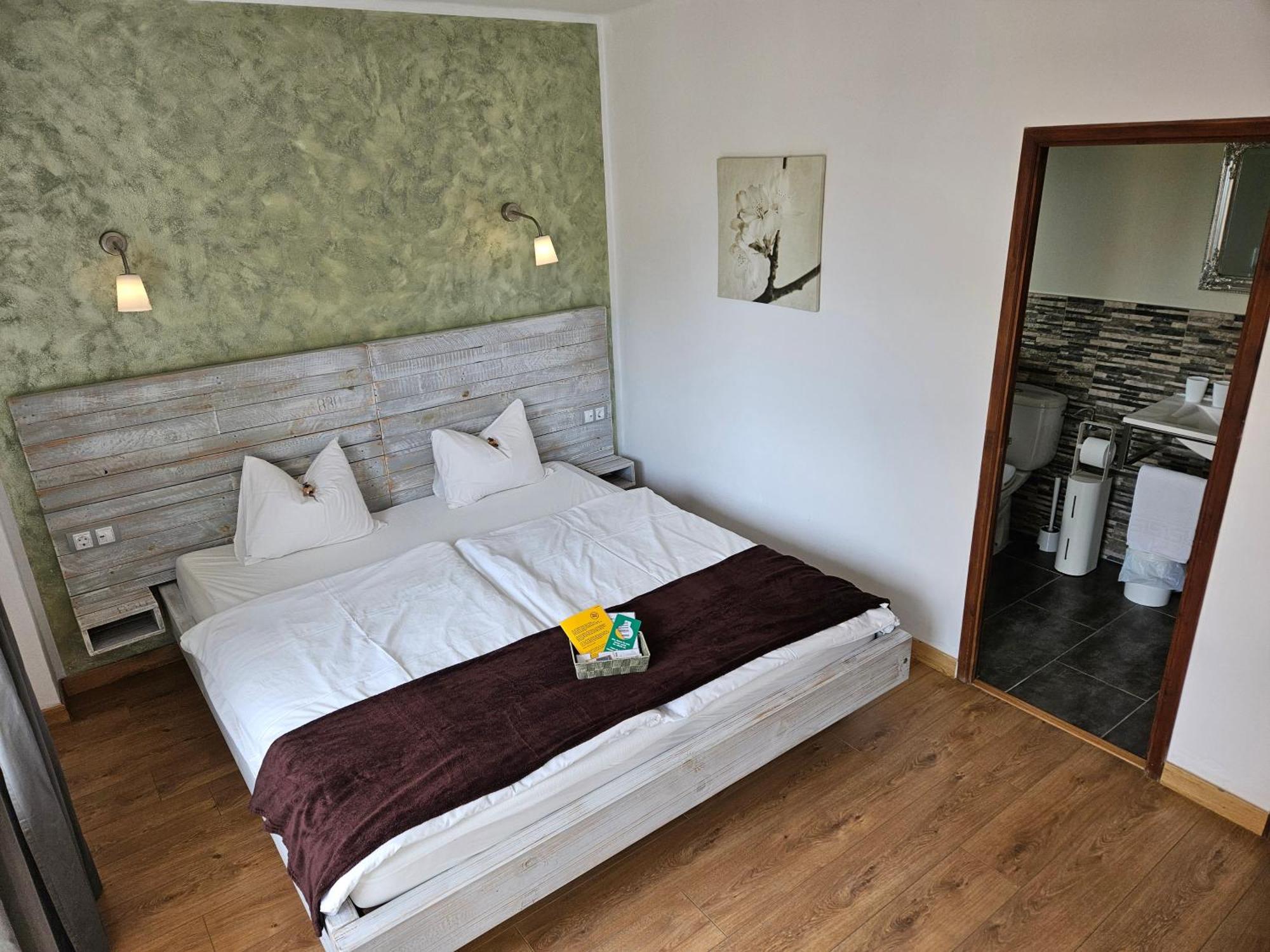 Seven Hostal Cala Millor  Luaran gambar