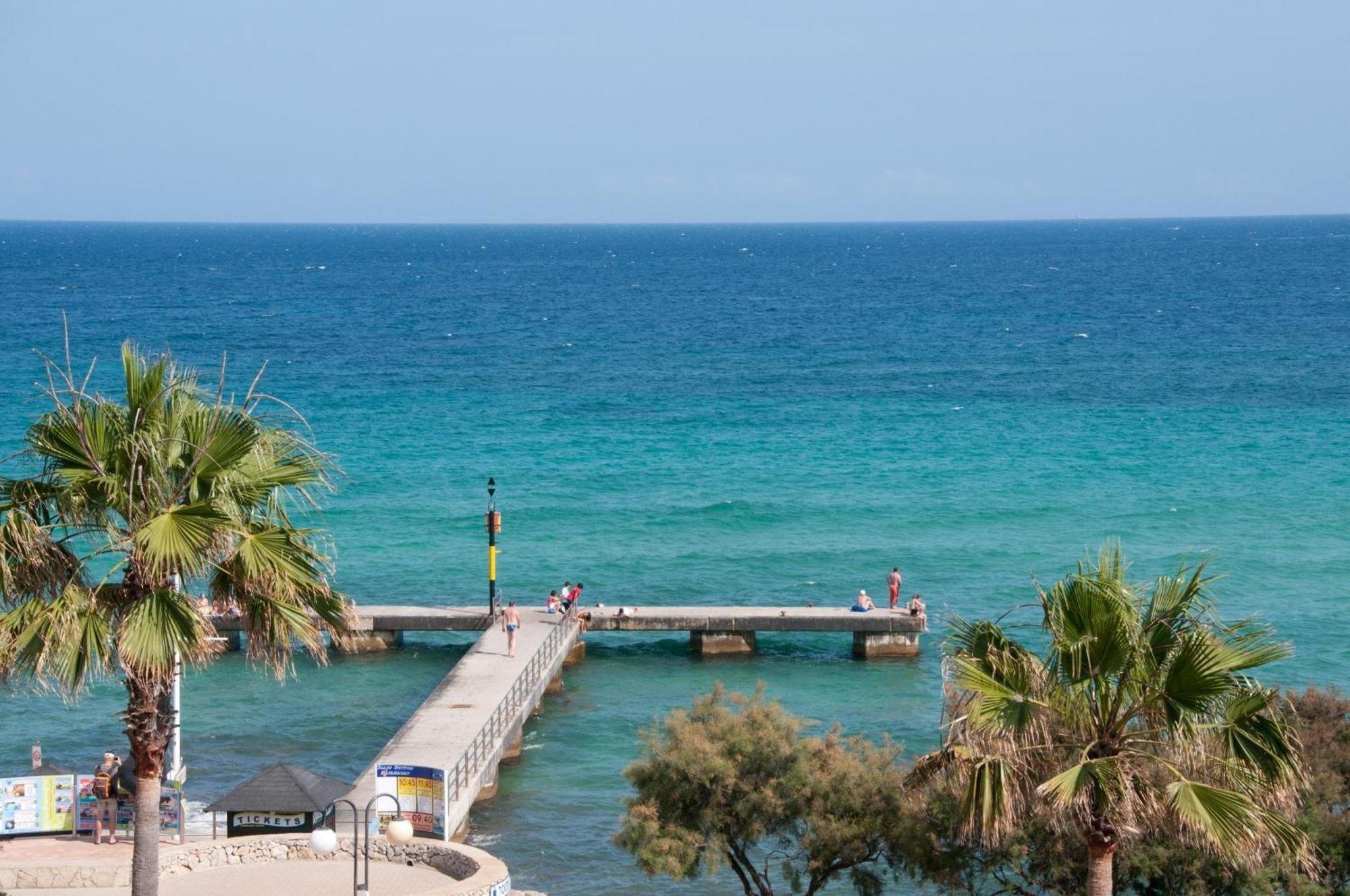 Seven Hostal Cala Millor  Luaran gambar